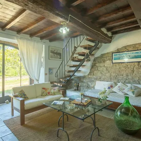 Casale Mazzini By Vacavilla Villa *